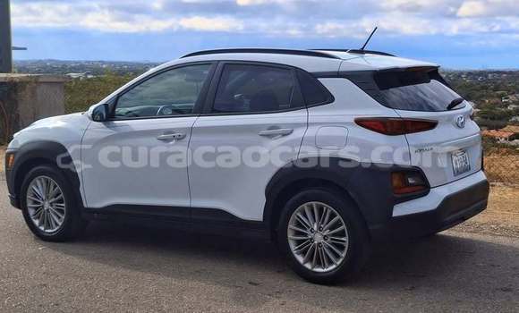 Buy Used Hyundai Kona White Car in Sint Michiel Liber in Curacao Buy Used Hyundai Kona White Car in Sint Michiel Liber in Curacao