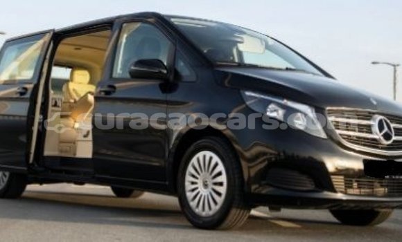 Buy Import Mercedes-Benz 250 Black Car in Import - Dubai in Curacao
