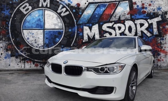 Buy Used BMW 3–Series White Car in Willemstad in Curacao