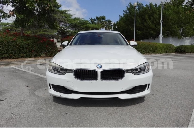 Big with watermark bmw 3 series curacao willemstad 4688