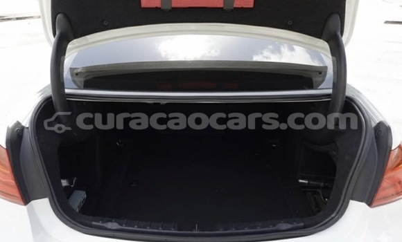 Buy Used BMW 3–Series White Car in Willemstad in Curacao Buy Used BMW 3–Series White Car in Willemstad in Curacao