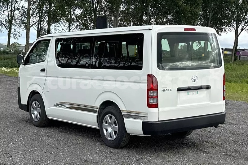 Big with watermark toyota hiace curacao import dubai 4690