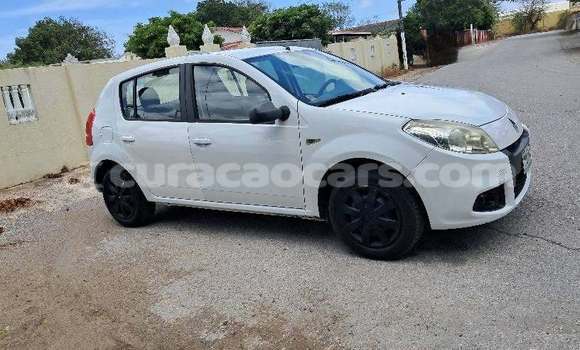 Buy Used Renault 15 White Car in Dorp Soto in Curacao Buy Used Renault 15 White Car in Dorp Soto in Curacao