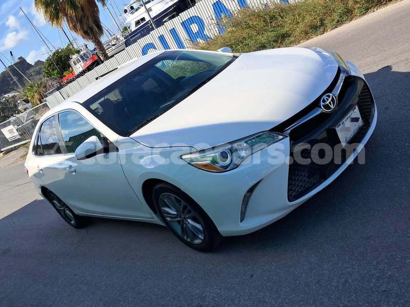 Big with watermark hyundai elantra curacao dorp soto 4706