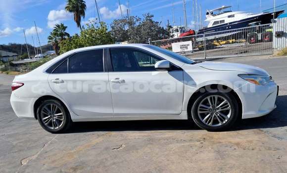 Buy Used Hyundai Elantra White Car in Dorp Soto in Curacao Buy Used Hyundai Elantra White Car in Dorp Soto in Curacao