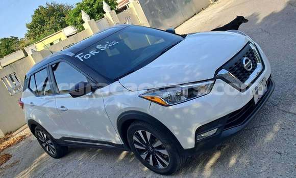 Buy Used Renault Kadjar White Car in Dorp Sint Willebrordus in Curacao Buy Used Renault Kadjar White Car in Dorp Sint Willebrordus in Curacao