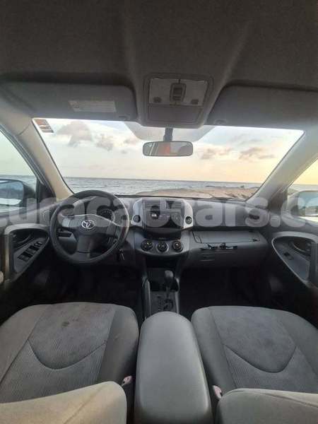 Big with watermark toyota rav4 curacao dorp soto 4711