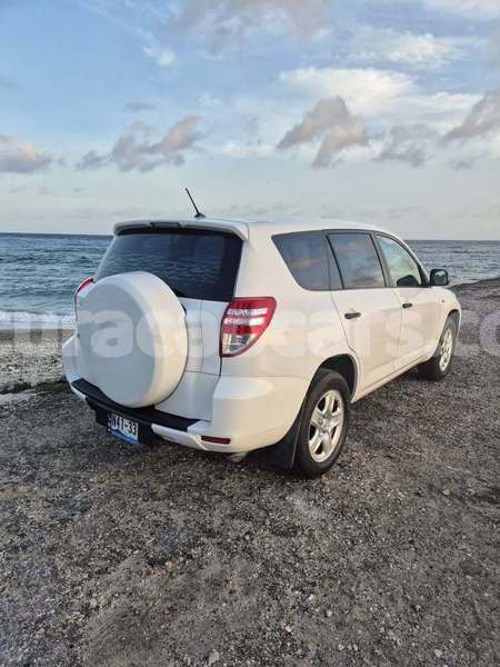 Big with watermark toyota rav4 curacao dorp soto 4711