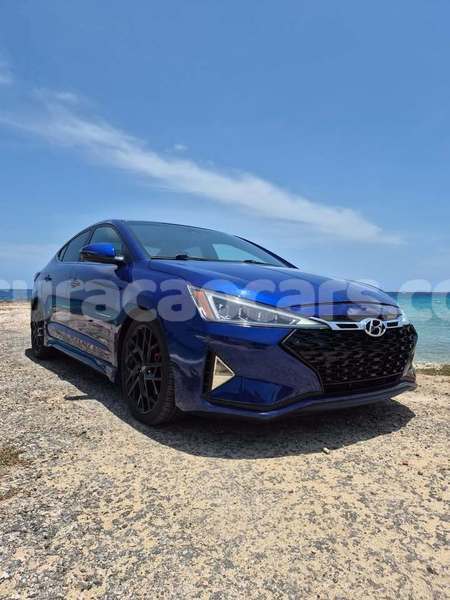 Big with watermark hyundai elantra curacao willemstad 4715