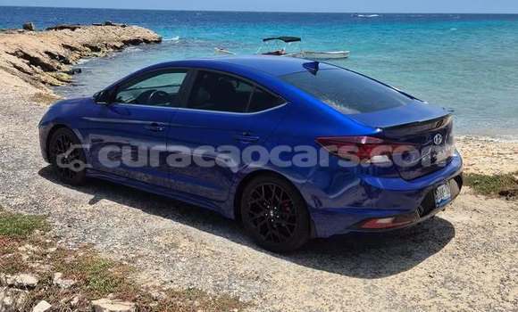Buy Used Hyundai Elantra Blue Car in Willemstad in Curacao Buy Used Hyundai Elantra Blue Car in Willemstad in Curacao