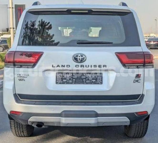 Big with watermark toyota land cruiser curacao willemstad 4731