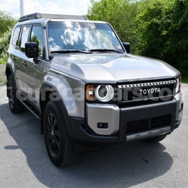 Big with watermark toyota land cruiser prado curacao willemstad 4735