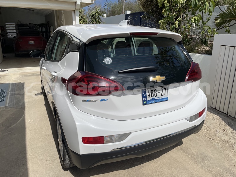 Big with watermark chevrolet bolt curacao barber 4751