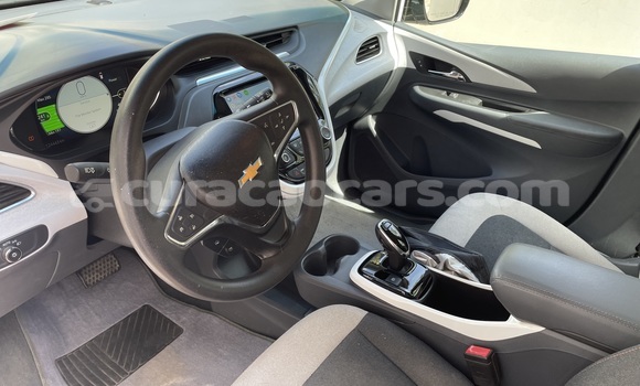 Buy Used Chevrolet Bolt White Car in Barber in Curacao Buy Used Chevrolet Bolt White Car in Barber in Curacao