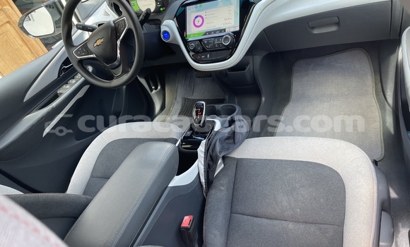 Buy Used Chevrolet Bolt White Car in Barber in Curacao Buy Used Chevrolet Bolt White Car in Barber in Curacao