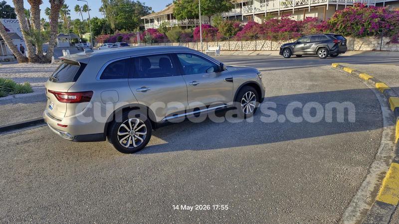 Big with watermark renault koleos curacao willemstad 4763