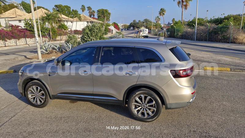 Big with watermark renault koleos curacao willemstad 4763