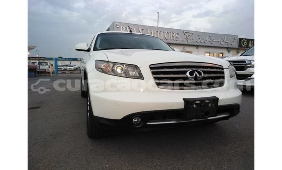 Buy Import Infiniti FX White Car in Import - Dubai in Curacao