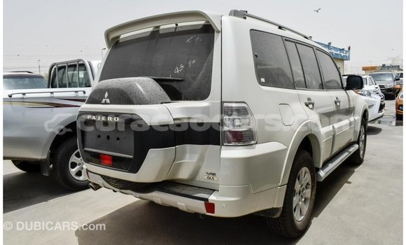 Buy Import Mitsubishi Pajero White Car in Import - Dubai in Curacao Buy Import Mitsubishi Pajero White Car in Import - Dubai in Curacao