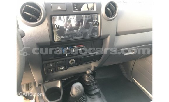 Buy Import Toyota Land Cruiser White Car in Import - Dubai in Curacao Buy Import Toyota Land Cruiser White Car in Import - Dubai in Curacao