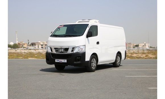 Buy Import Nissan Urvan White Car in Import - Dubai in Curacao