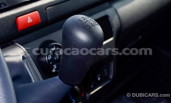 Buy Import Toyota Hiace White Car in Import - Dubai in Curacao Buy Import Toyota Hiace White Car in Import - Dubai in Curacao