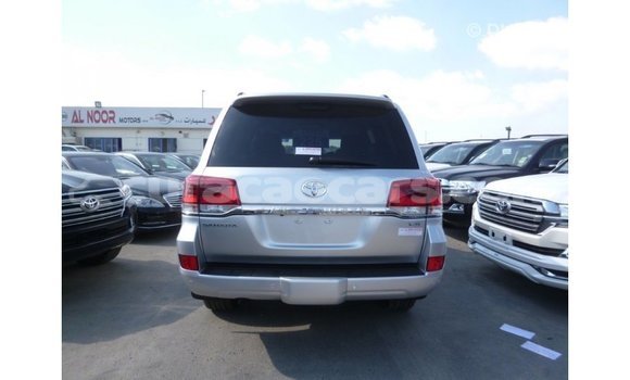 Buy Import Toyota Land Cruiser Other Car in Import - Dubai in Curacao Buy Import Toyota Land Cruiser Other Car in Import - Dubai in Curacao