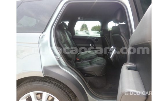 Buy Import Land Rover Range Rover Green Car in Import - Dubai in Curacao Buy Import Land Rover Range Rover Green Car in Import - Dubai in Curacao