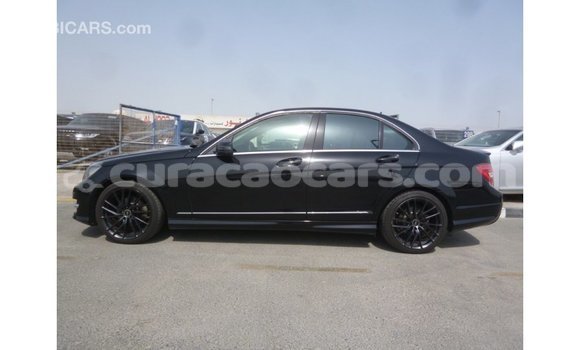 Buy Import Mercedes-Benz 190 (W201) Black Car in Import - Dubai in Curacao Buy Import Mercedes-Benz 190 (W201) Black Car in Import - Dubai in Curacao
