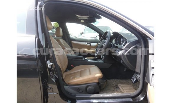Buy Import Mercedes-Benz 190 (W201) Black Car in Import - Dubai in Curacao Buy Import Mercedes-Benz 190 (W201) Black Car in Import - Dubai in Curacao