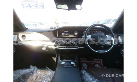 Buy Import Mercedes-Benz 190 (W201) White Car in Import - Dubai in Curacao Buy Import Mercedes-Benz 190 (W201) White Car in Import - Dubai in Curacao