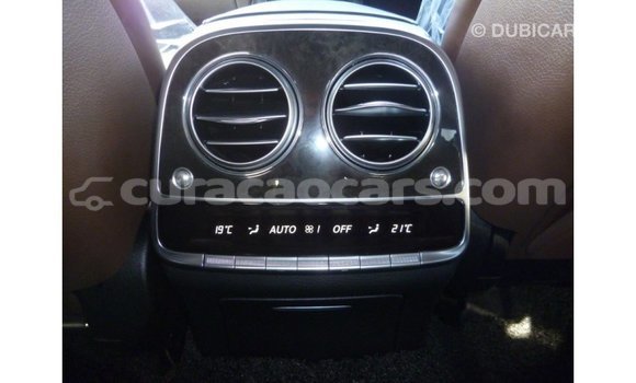 Buy Import Mercedes-Benz 190 (W201) White Car in Import - Dubai in Curacao Buy Import Mercedes-Benz 190 (W201) White Car in Import - Dubai in Curacao