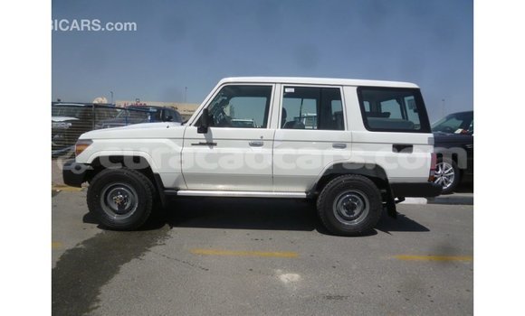 Buy Import Toyota Land Cruiser White Car in Import - Dubai in Curacao Buy Import Toyota Land Cruiser White Car in Import - Dubai in Curacao