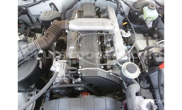 Buy Import Toyota Land Cruiser White Car in Import - Dubai in Curacao Buy Import Toyota Land Cruiser White Car in Import - Dubai in Curacao