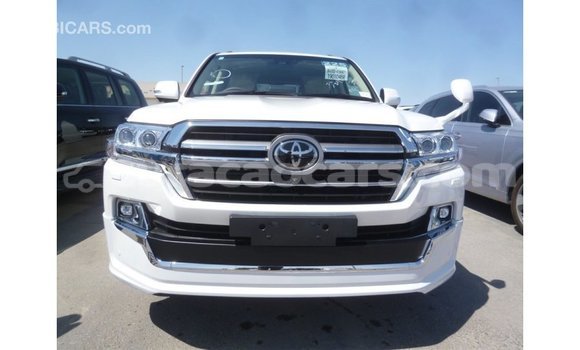 Buy Import Toyota Land Cruiser White Car in Import - Dubai in Curacao Buy Import Toyota Land Cruiser White Car in Import - Dubai in Curacao