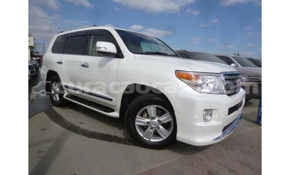 Buy Import Toyota Land Cruiser White Car in Import - Dubai in Curacao Buy Import Toyota Land Cruiser White Car in Import - Dubai in Curacao
