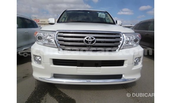 Buy Import Toyota Land Cruiser White Car in Import - Dubai in Curacao Buy Import Toyota Land Cruiser White Car in Import - Dubai in Curacao