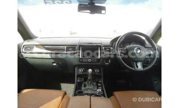 Buy Import Volkswagen Touareg Brown Car in Import - Dubai in Curacao Buy Import Volkswagen Touareg Brown Car in Import - Dubai in Curacao