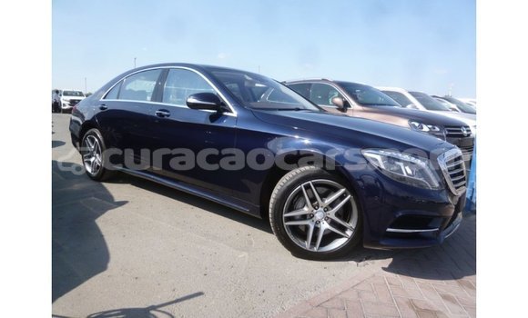 Buy Import Mercedes-Benz 190 (W201) Blue Car in Import - Dubai in Curacao