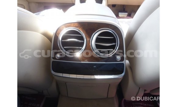 Buy Import Mercedes-Benz 190 (W201) Blue Car in Import - Dubai in Curacao Buy Import Mercedes-Benz 190 (W201) Blue Car in Import - Dubai in Curacao