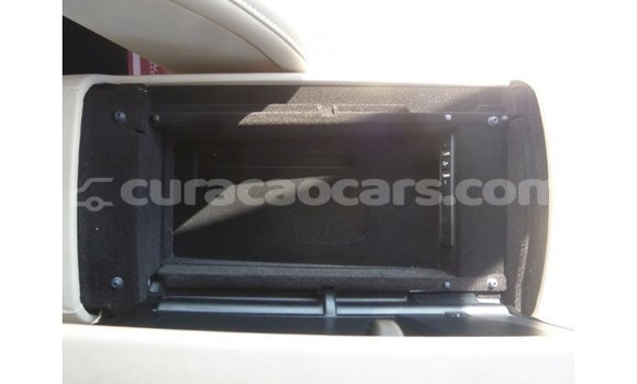 Buy Import Mercedes-Benz 190 (W201) Blue Car in Import - Dubai in Curacao Buy Import Mercedes-Benz 190 (W201) Blue Car in Import - Dubai in Curacao