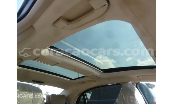 Buy Import Mercedes-Benz 190 (W201) Blue Car in Import - Dubai in Curacao Buy Import Mercedes-Benz 190 (W201) Blue Car in Import - Dubai in Curacao