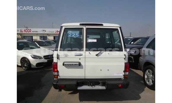 Buy Import Toyota Land Cruiser White Car in Import - Dubai in Curacao Buy Import Toyota Land Cruiser White Car in Import - Dubai in Curacao