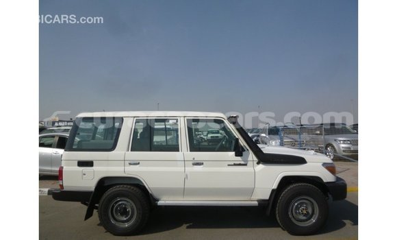 Buy Import Toyota Land Cruiser White Car in Import - Dubai in Curacao Buy Import Toyota Land Cruiser White Car in Import - Dubai in Curacao
