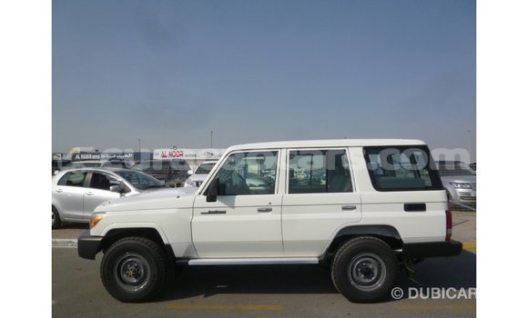 Buy Import Toyota Land Cruiser White Car in Import - Dubai in Curacao Buy Import Toyota Land Cruiser White Car in Import - Dubai in Curacao