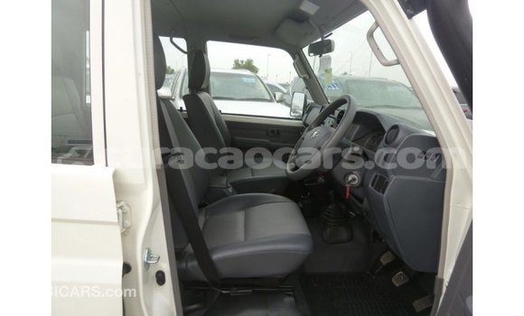 Buy Import Toyota Land Cruiser White Car in Import - Dubai in Curacao Buy Import Toyota Land Cruiser White Car in Import - Dubai in Curacao