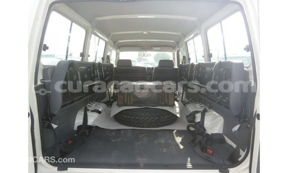 Buy Import Toyota Land Cruiser White Car in Import - Dubai in Curacao Buy Import Toyota Land Cruiser White Car in Import - Dubai in Curacao