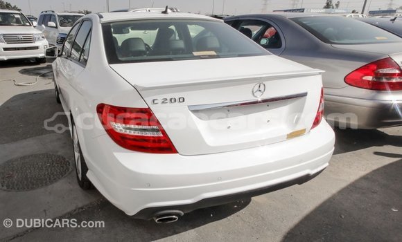 Buy Import Mercedes-Benz 200 White Car in Import - Dubai in Curacao Buy Import Mercedes-Benz 200 White Car in Import - Dubai in Curacao