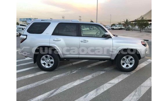 Buy Import Toyota HiAce Other Truck in Import - Dubai in Curacao Buy Import Toyota HiAce Other Truck in Import - Dubai in Curacao