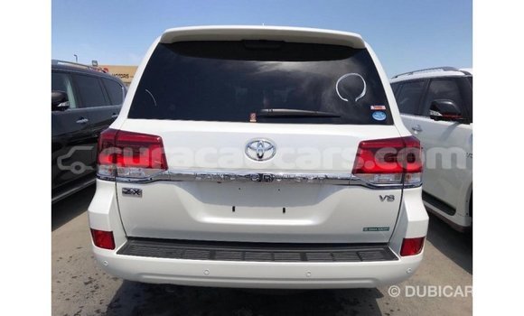 Buy Import Toyota Land Cruiser White Car in Import - Dubai in Curacao Buy Import Toyota Land Cruiser White Car in Import - Dubai in Curacao
